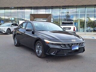 2024 Hyundai Elantra SEL Sedan