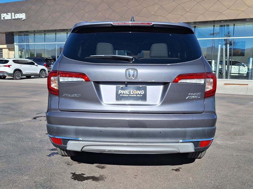 2019 Honda Pilot Elite photo 3