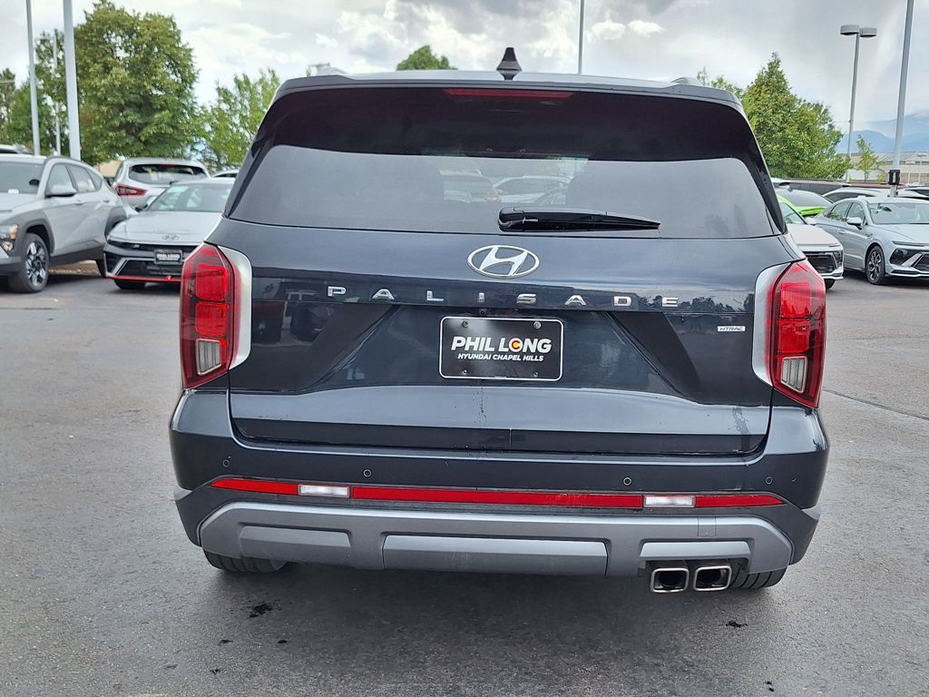 2023 Hyundai Palisade Limited photo 3