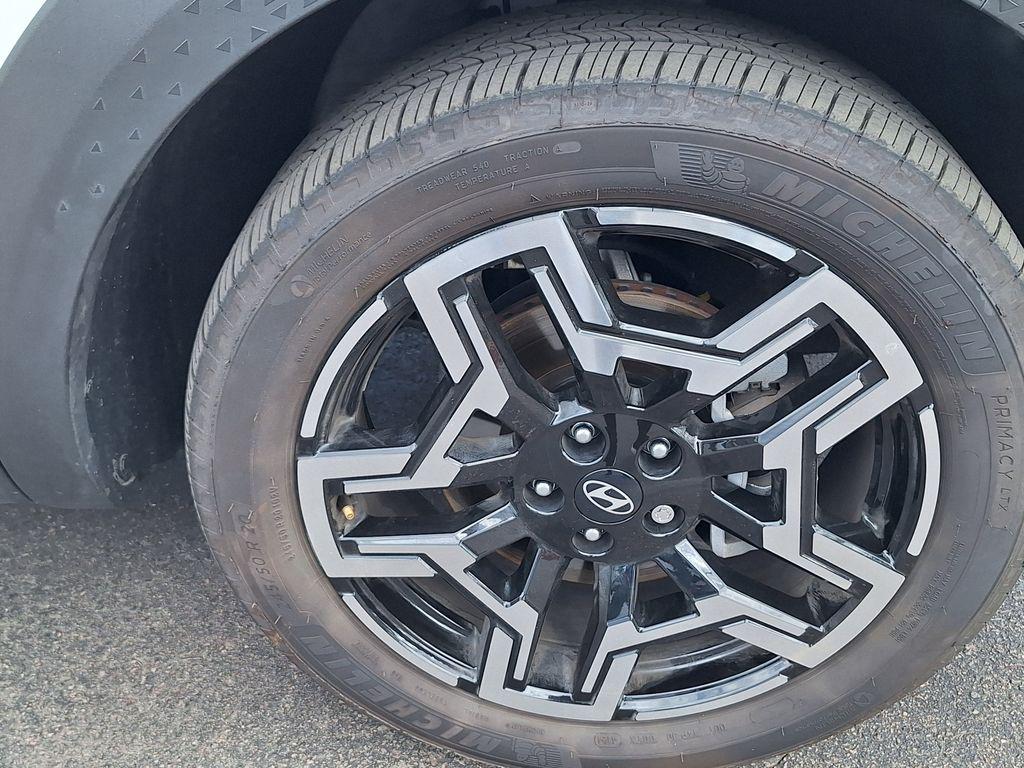 2025 Hyundai Santa Cruz Limited - Photo 32