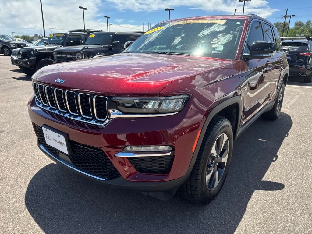 2022 Jeep Cherokee 4xe Base photo 3
