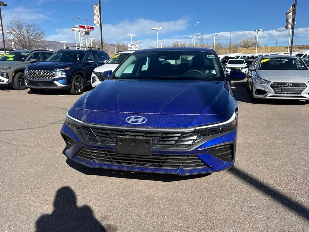 Used 2026 Hyundai Elantra SE Sedan