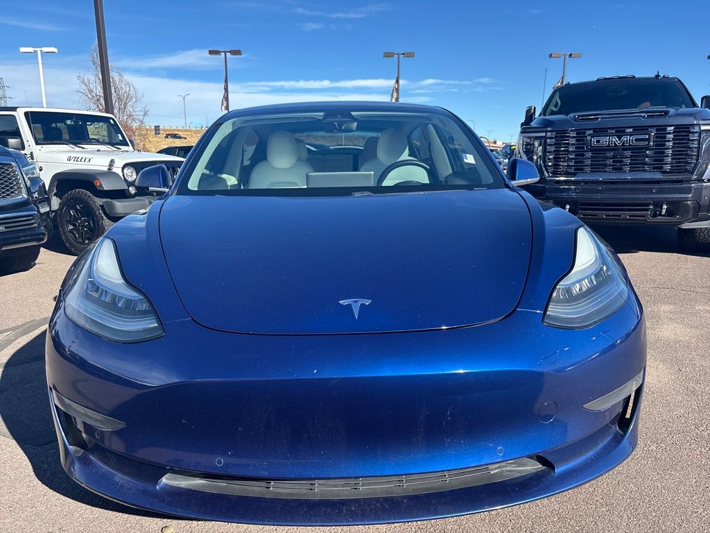 2020 Tesla Model 3 Standard Range Plus photo 4