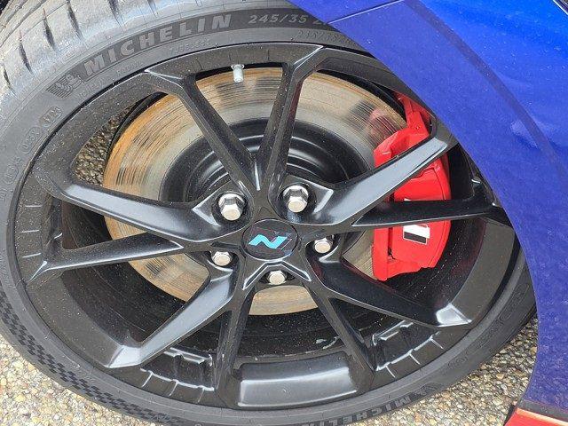 2025 Hyundai Elantra N Base photo 4