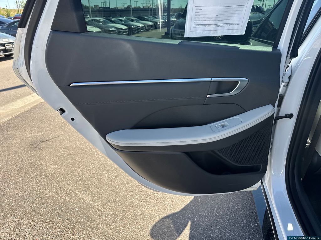 2023 Hyundai Sonata Limited - Photo 32