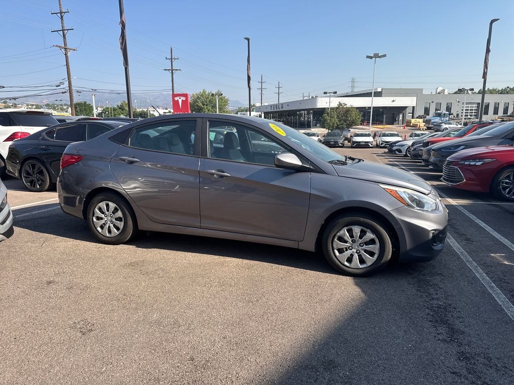 Used 2016 Hyundai Accent SE Sedan