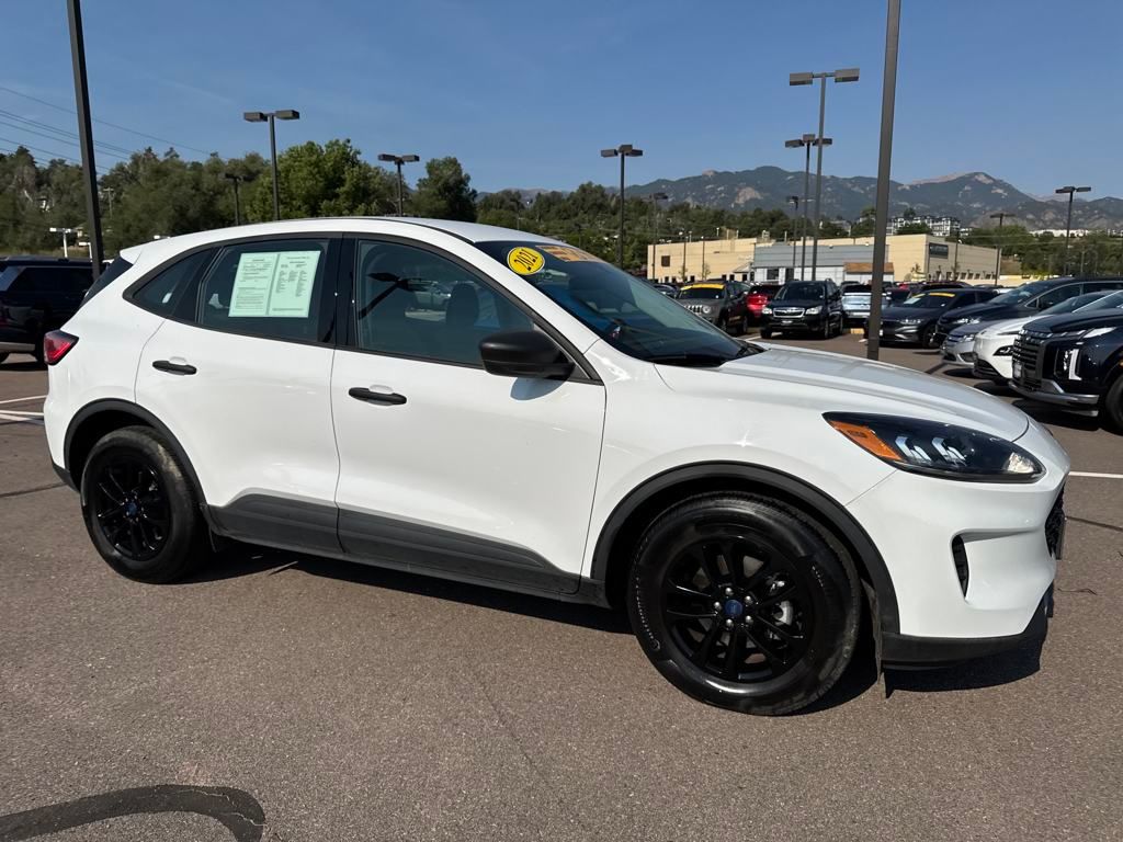 2021 Ford Escape S photo 2