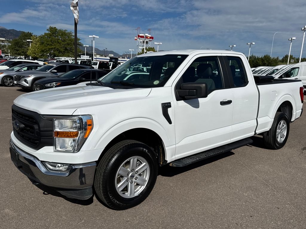 2021 Ford F-150 XL photo 2