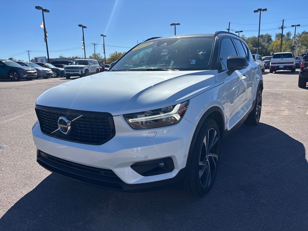 Used 2019 Volvo XC40 T5 R-Design SUV