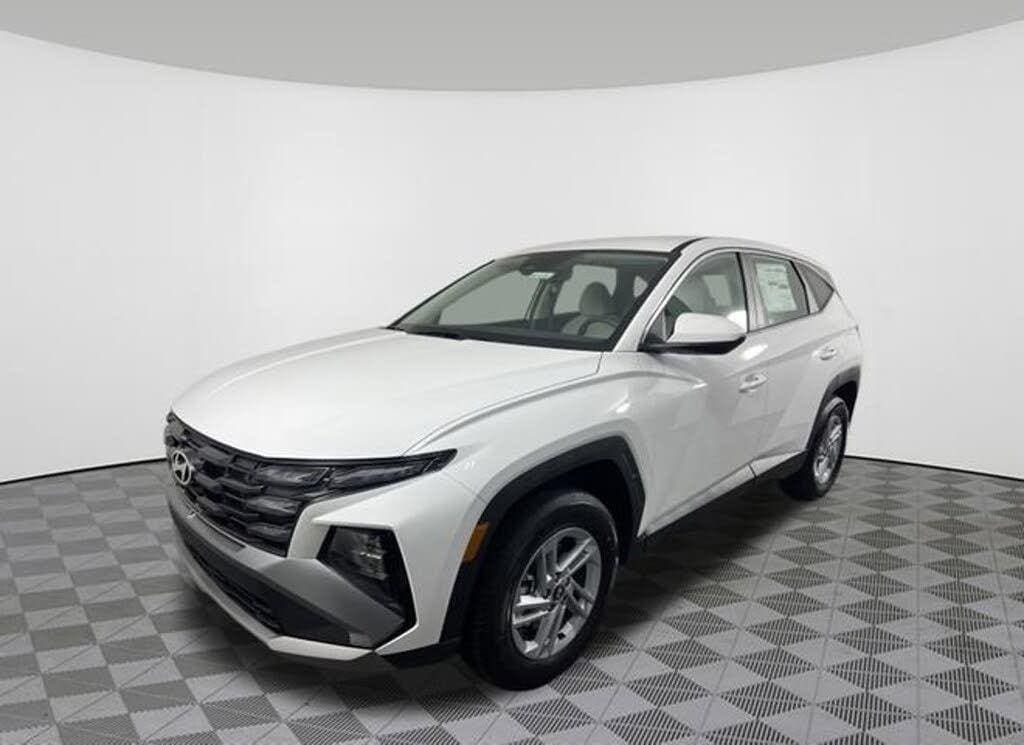 New 2026 Hyundai Tucson SE AWD SUV