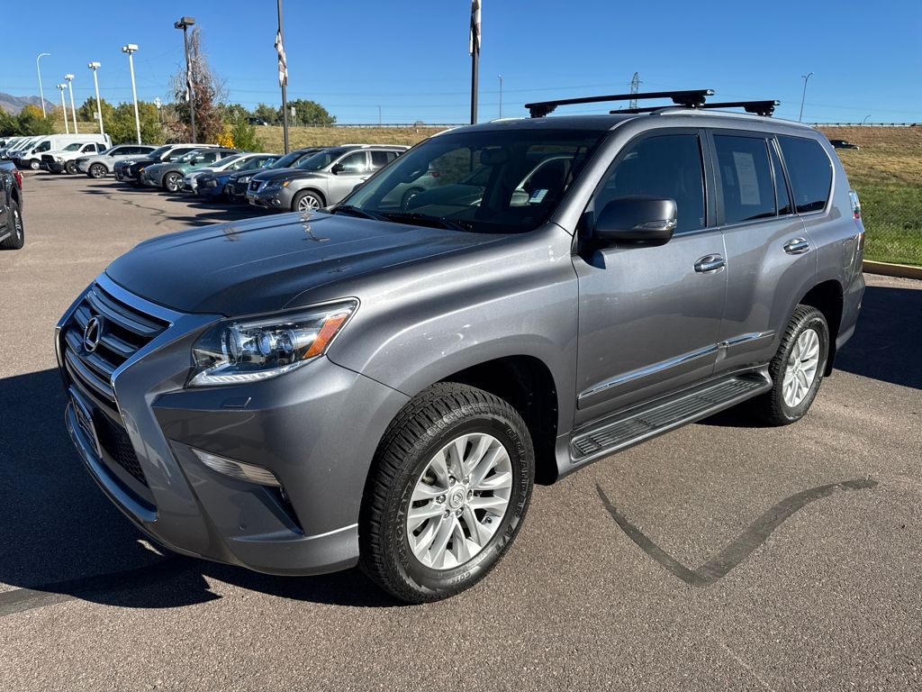 2019 Lexus GX 460 photo 2