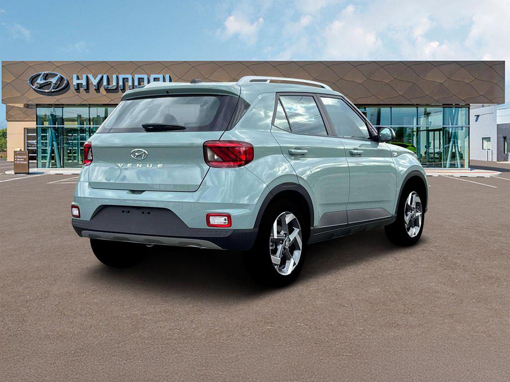 2025 Hyundai Venue SEL photo 3