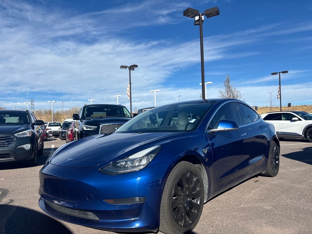 2020 Tesla Model 3 Standard Range Plus photo 2