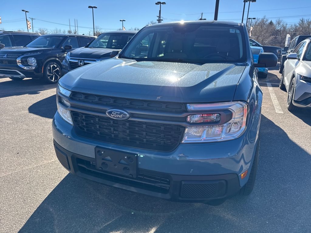 2022 Ford Maverick XLT photo 2