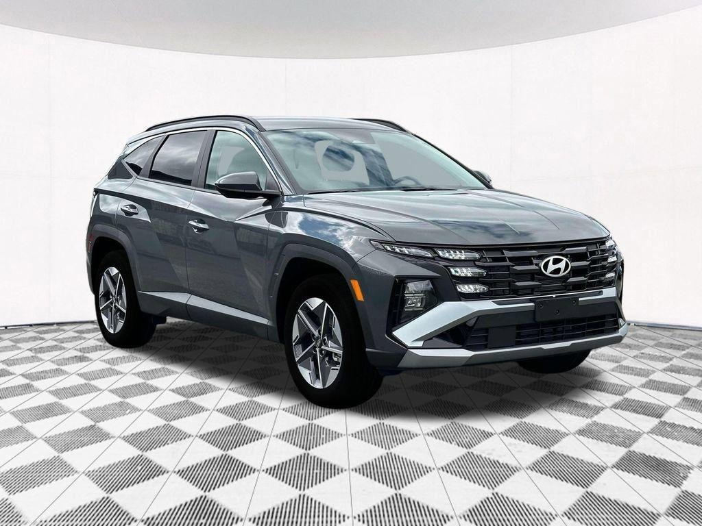 New 2026 Hyundai Tucson SEL Plus AWD SUV
