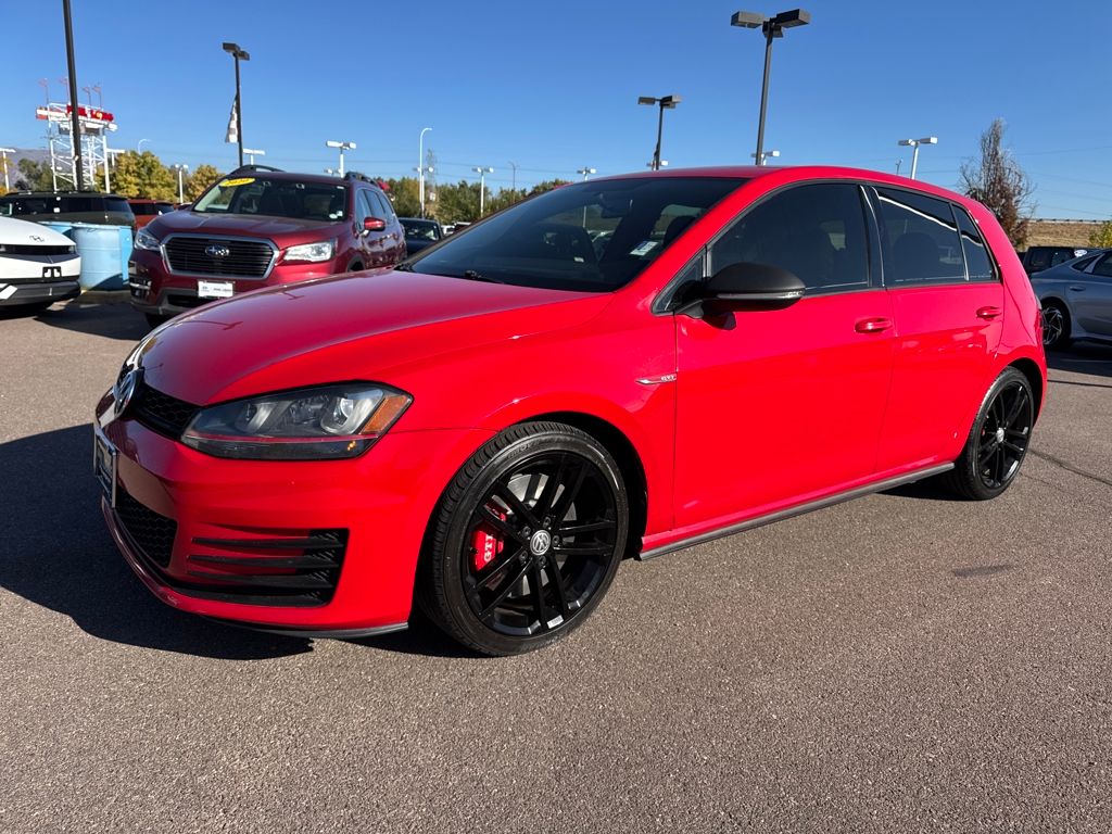 2017 Volkswagen Golf GTI Sport