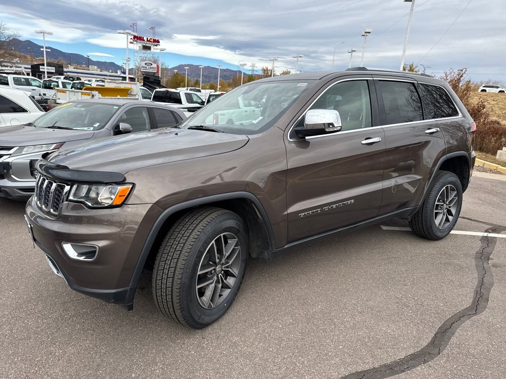 2018 Jeep Grand Cherokee Limited photo 2