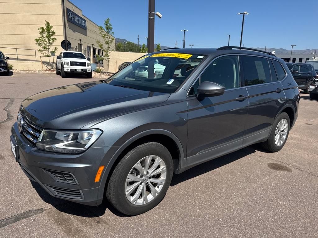 Used 2019 Volkswagen Tiguan SE with VIN 3VV2B7AX7KM143505 for sale in Colorado Springs, CO