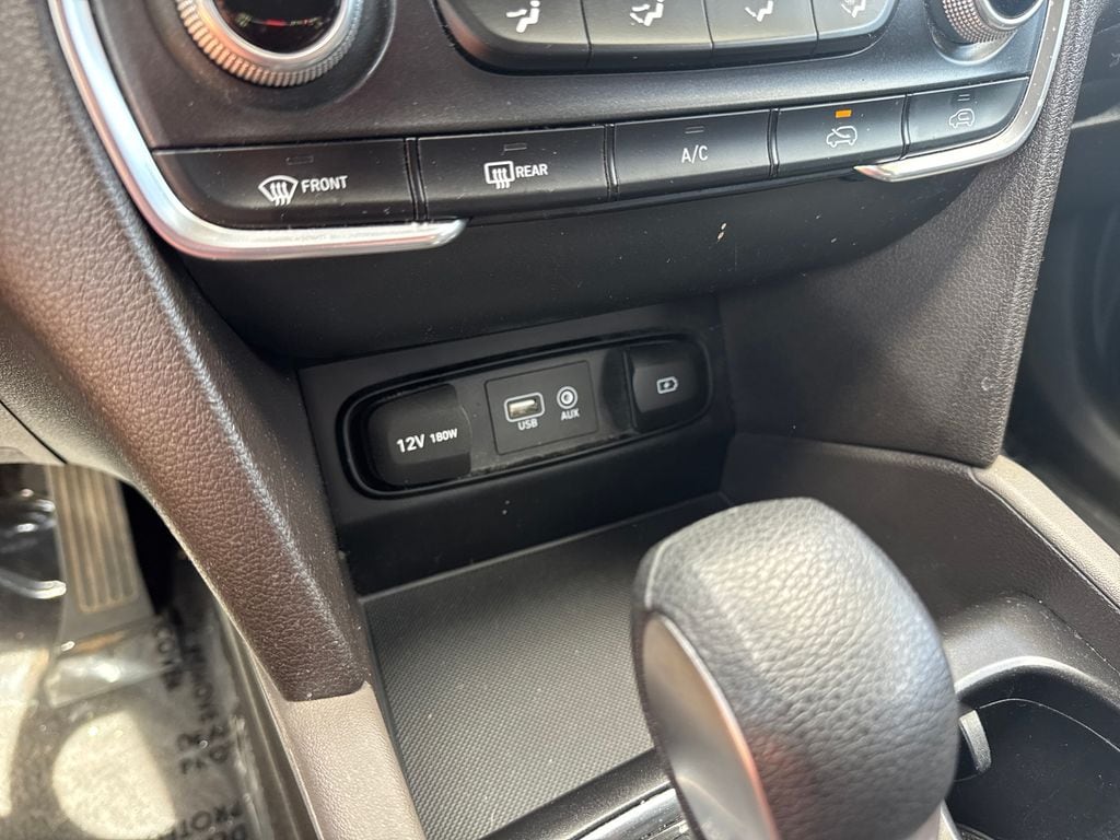 2019 Hyundai Santa Fe SE - Photo 35