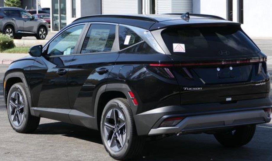 2025 Hyundai Tucson Hybrid SEL Convenience photo 3