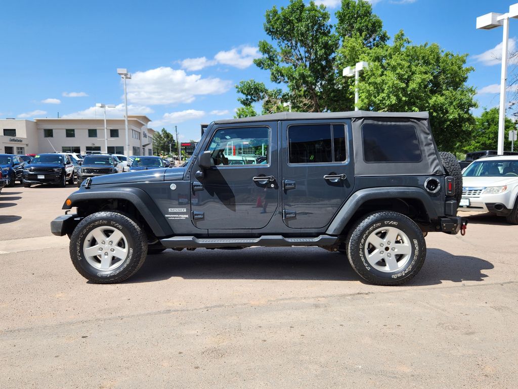 2018 Jeep Wrangler Unlimited Sport photo 4