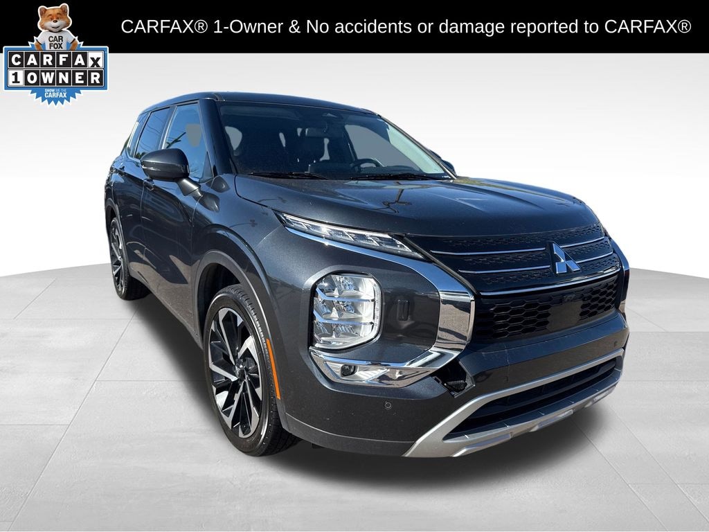 Used 2024 Mitsubishi Outlander SE SUV