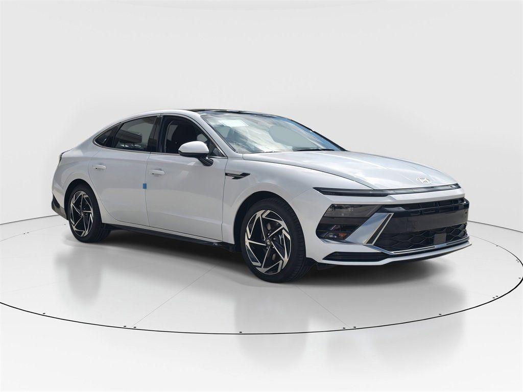 2026 Hyundai Sonata SEL's photo