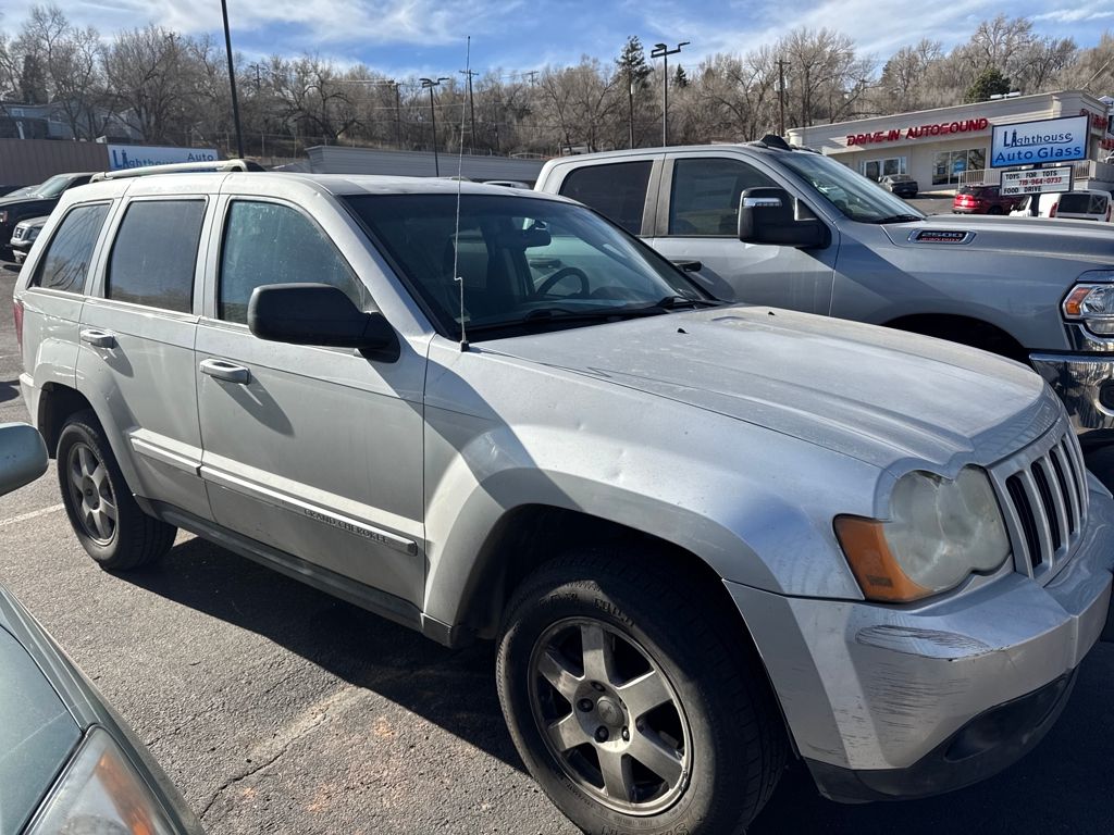 2010 Jeep Grand Cherokee Laredo's photo