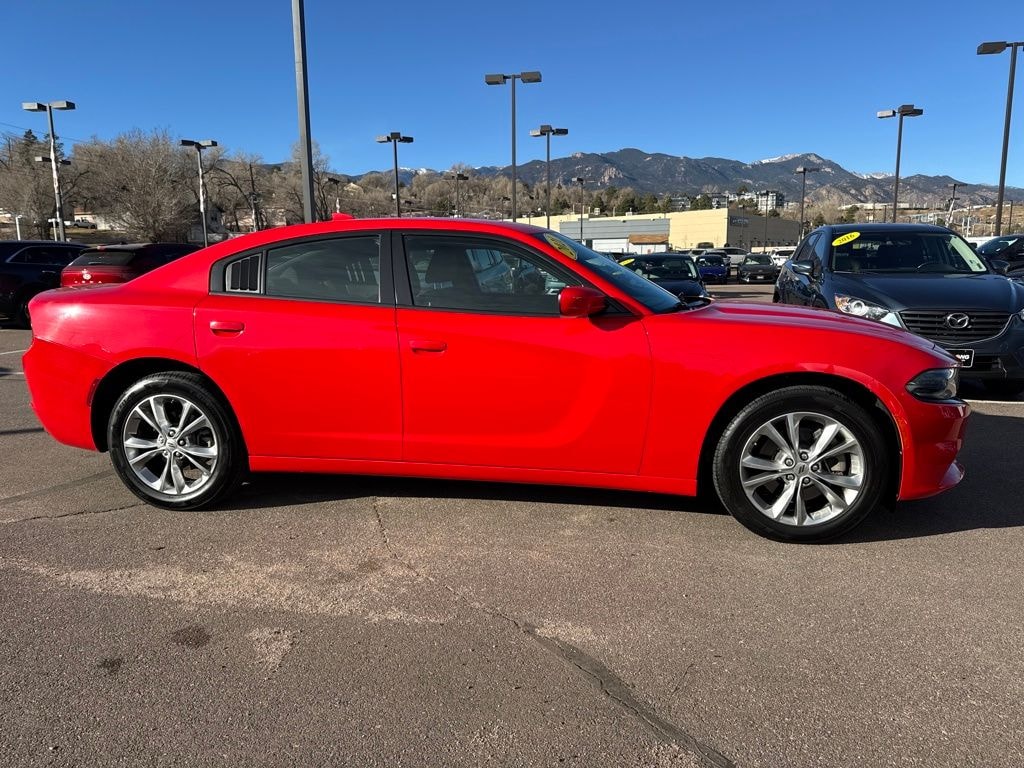 Used 2022 Dodge Charger SXT Sedan
