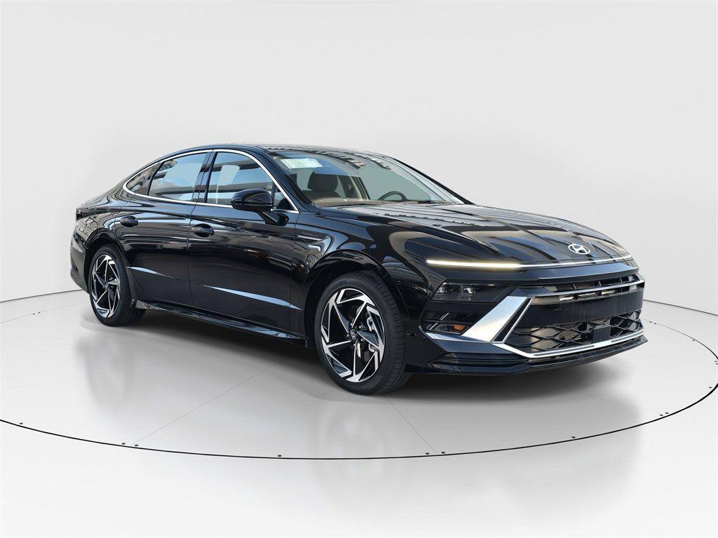 2026 Hyundai Sonata SEL's photo