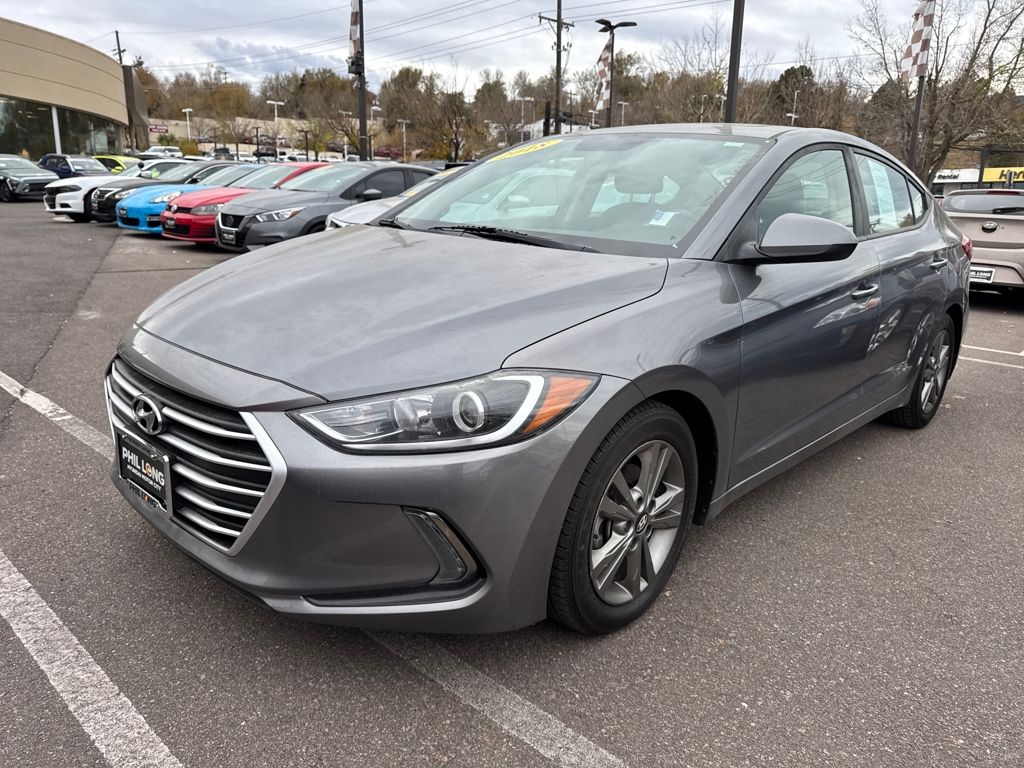 2018 Hyundai Elantra Value Edition photo 3