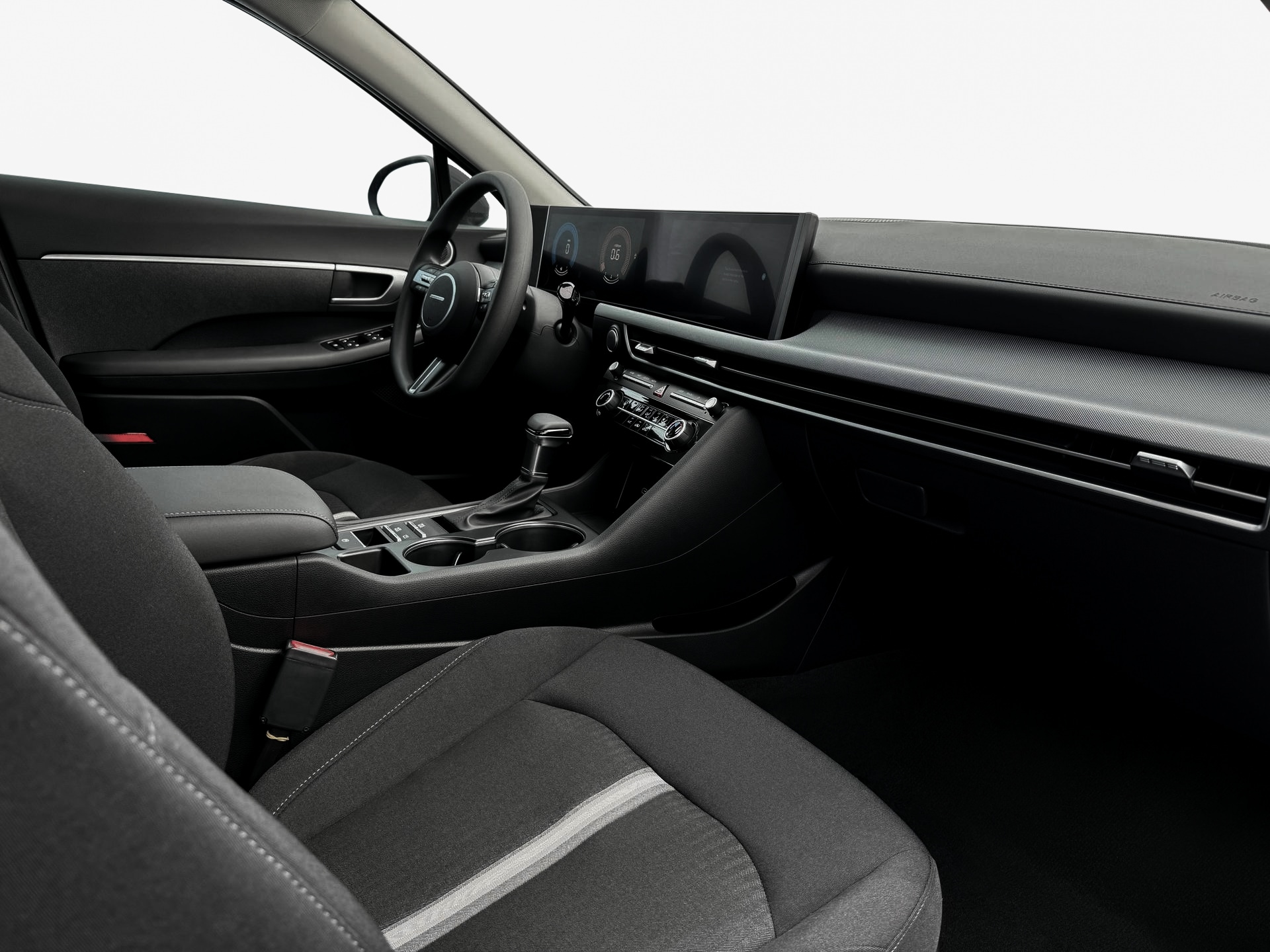 2025 Hyundai Sonata SE - Photo 15