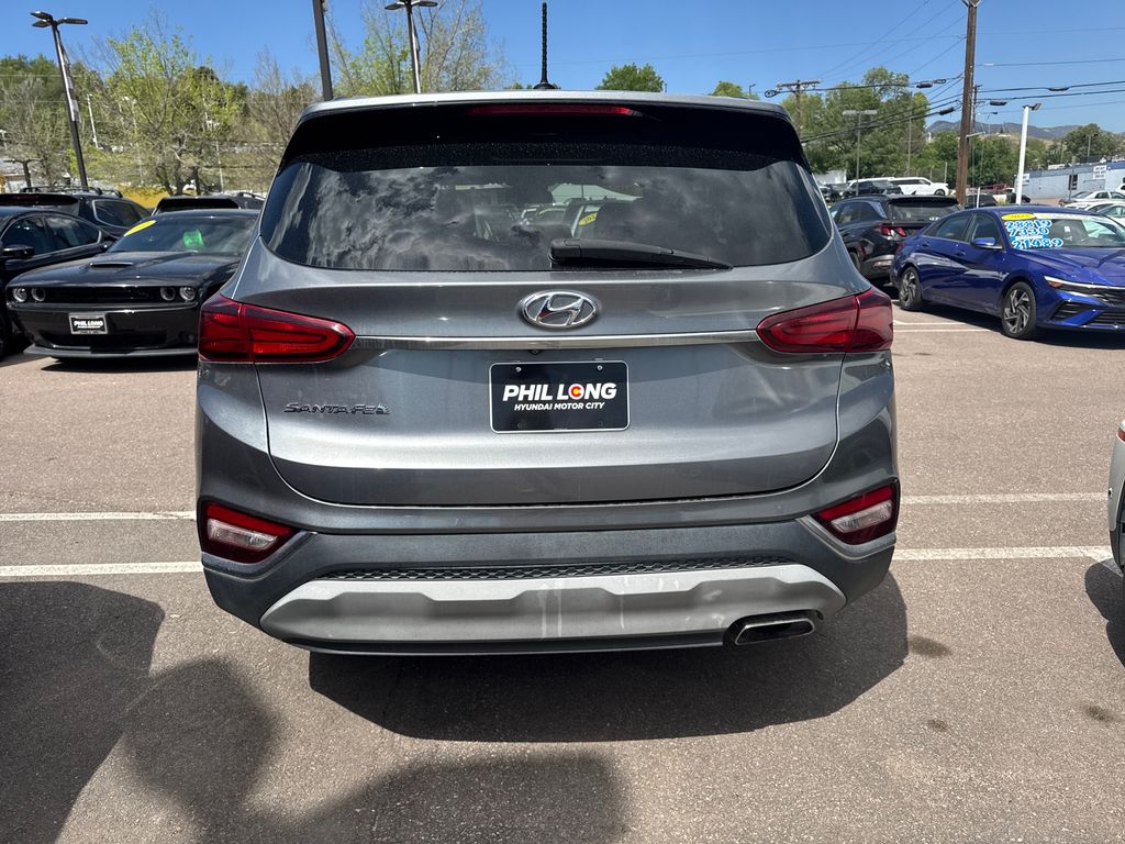 2019 Hyundai Santa Fe SE - Photo 11