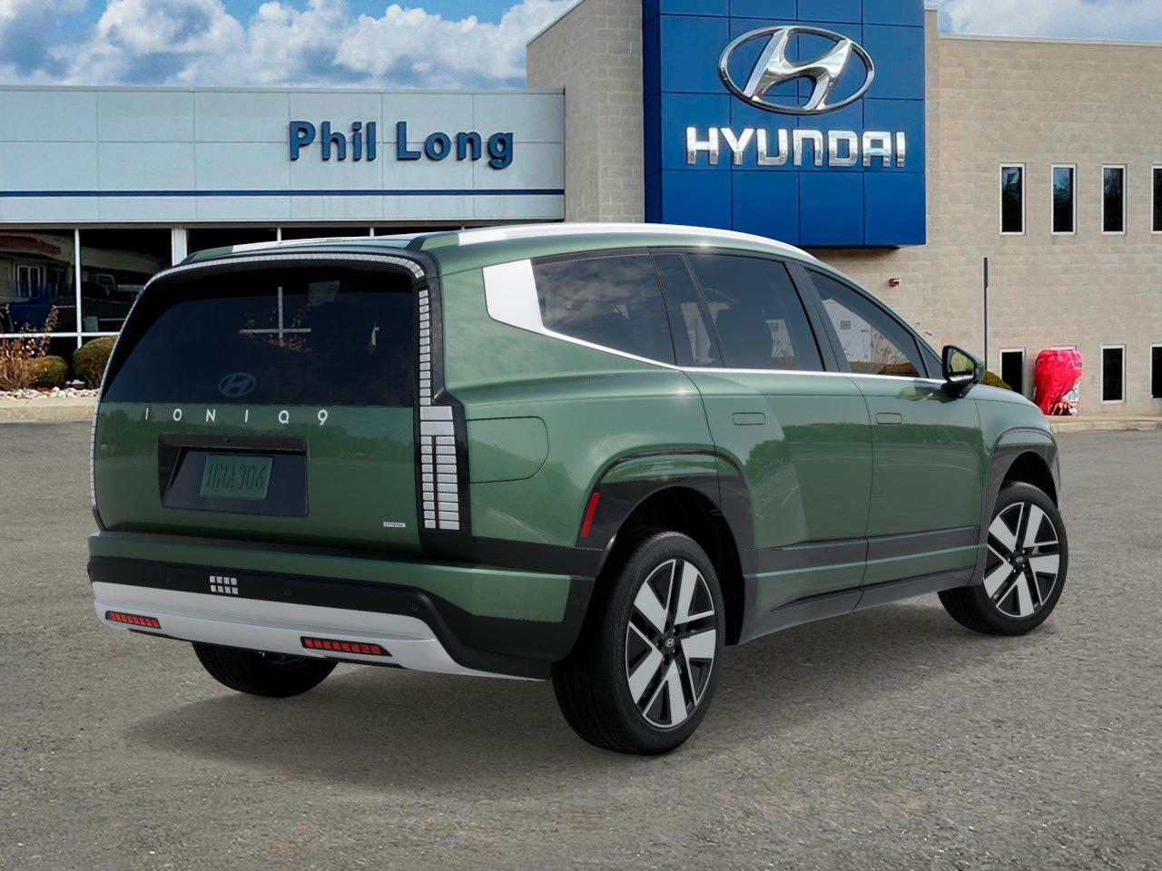 2026 Hyundai Ioniq SEL photo 3