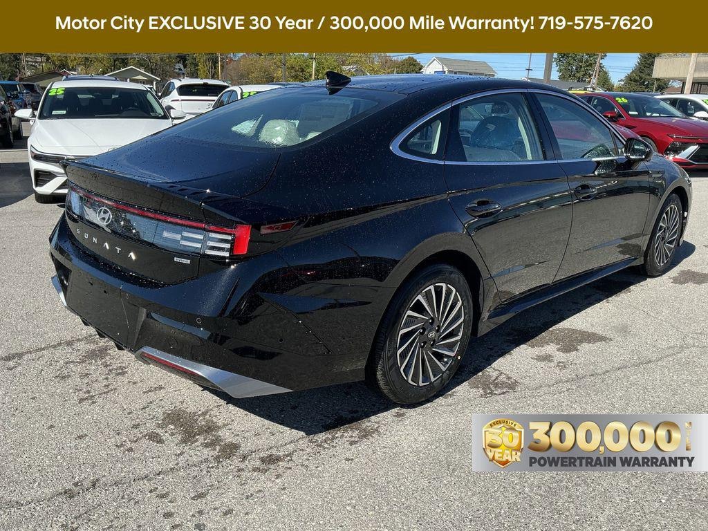 New 2026 Hyundai Sonata Hybrid Limited Sedan