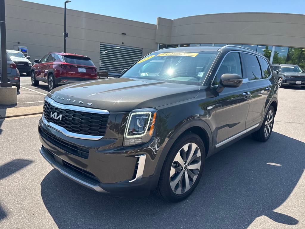 Used 2022 Kia Telluride S with VIN 5XYP6DHC6NG296243 for sale in Colorado Springs, CO