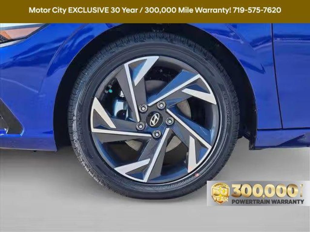 New 2026 Hyundai Elantra Hybrid Limited Sedan