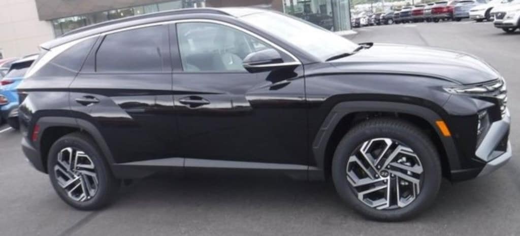 Used 2025 Hyundai Tucson Hybrid Limited SUV