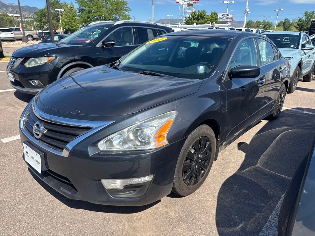 Used 2015 Nissan Altima S with VIN 1N4AL3AP5FN880333 for sale in Colorado Springs, CO