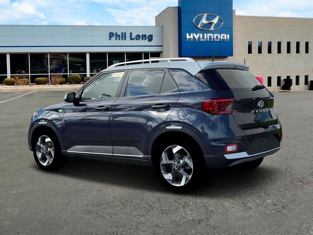 New 2026 Hyundai Venue SEL SUV