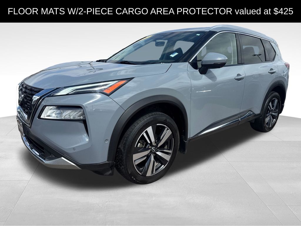 2022 Nissan Rogue Platinum AWD's photo
