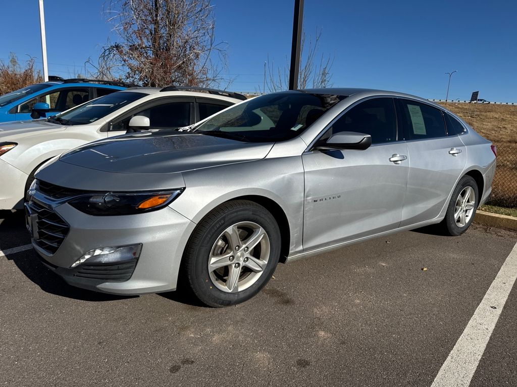 2022 Chevrolet Malibu 1LT's photo