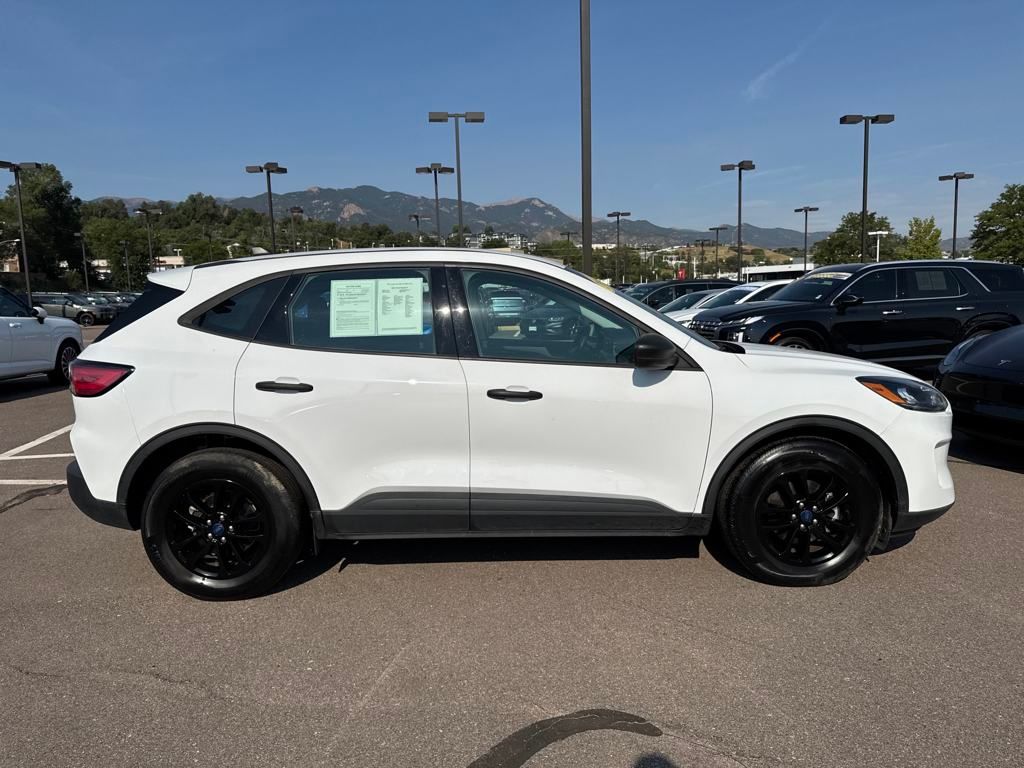 2021 Ford Escape S photo 3