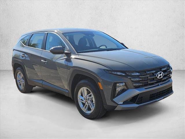 2026 Hyundai Tucson SE's photo