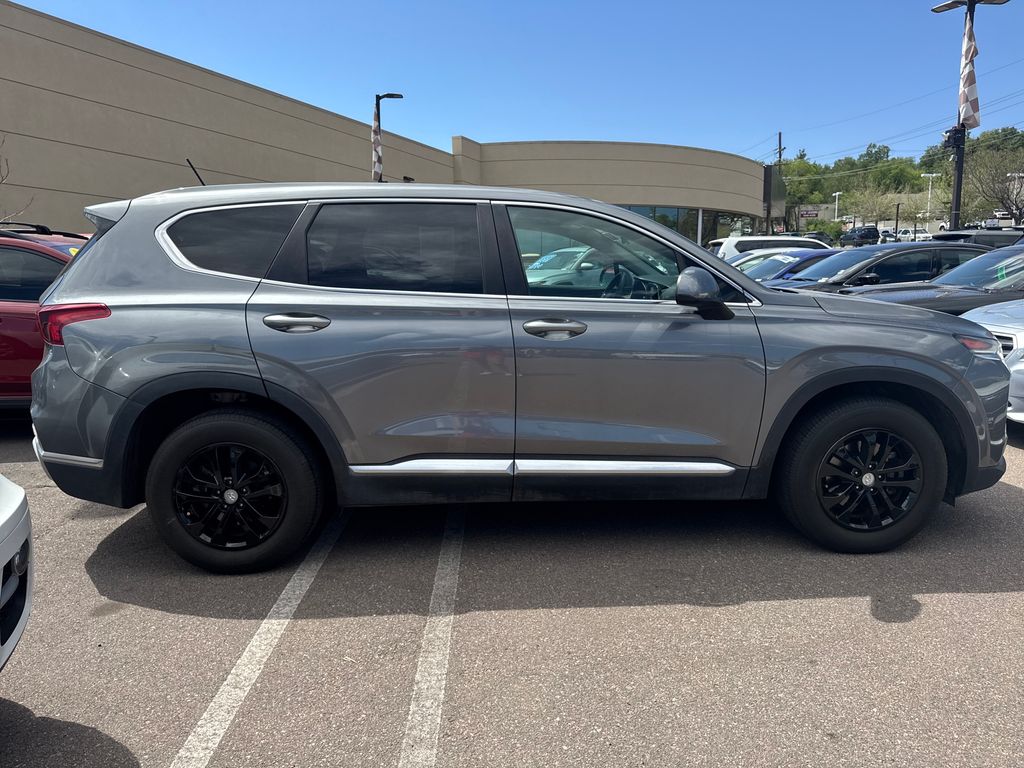 2019 Hyundai Santa Fe SE - Photo 7