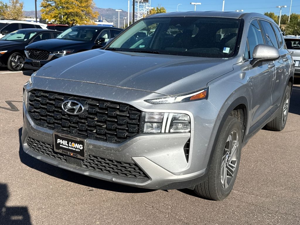 2023 Hyundai Santa Fe SE photo 2
