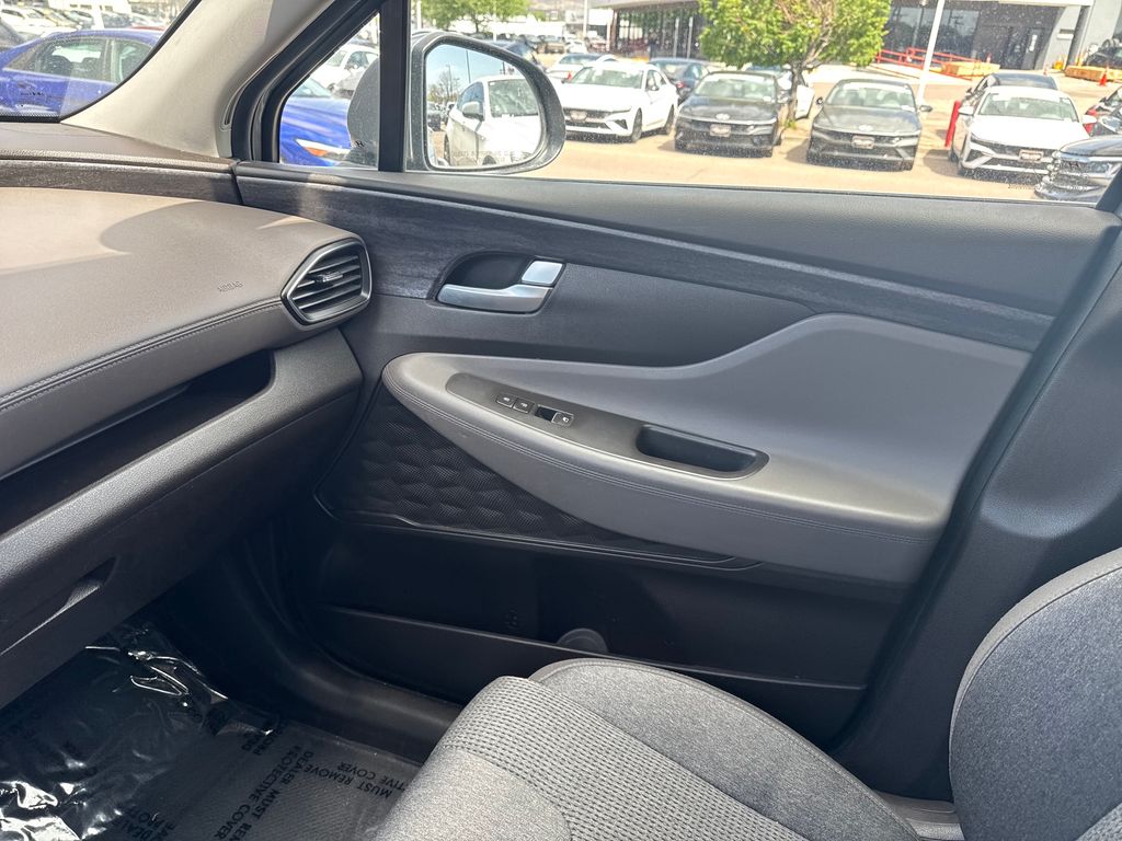 2019 Hyundai Santa Fe SE - Photo 43