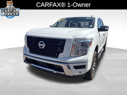2020 Nissan Titan SV Truck Crew Cab