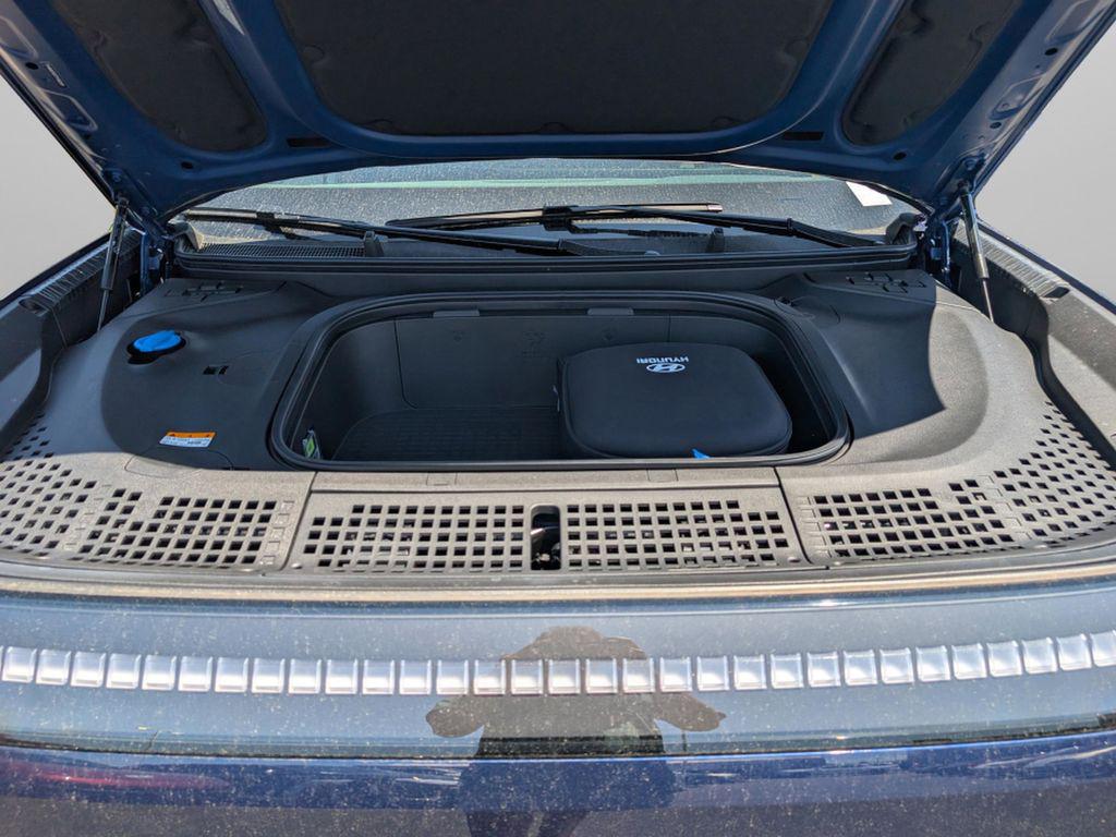 2026 Hyundai Ioniq SEL photo 2