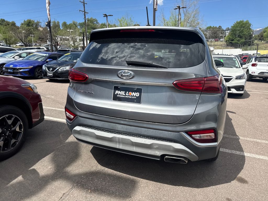 2019 Hyundai Santa Fe SE - Photo 9